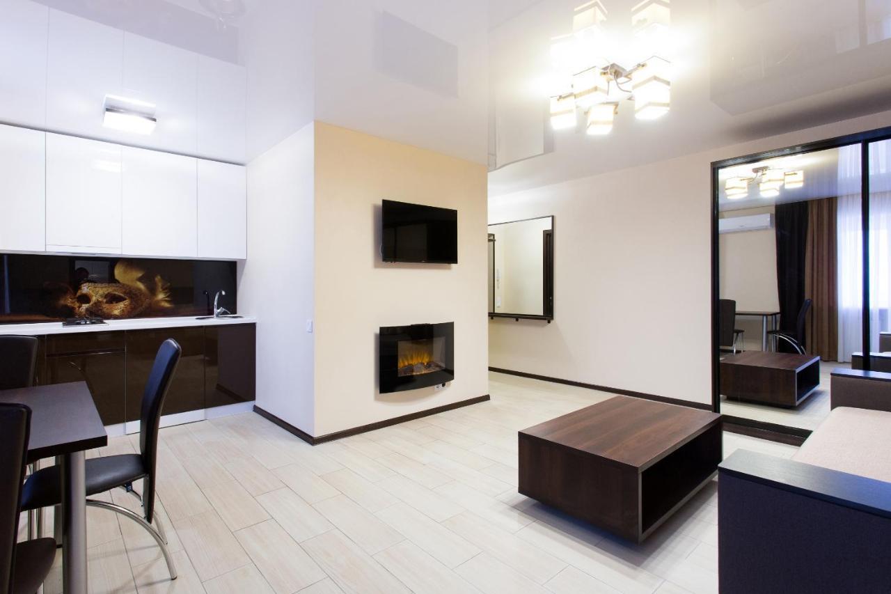 Kharkiv Apartments On Nauky Avenue ภายนอก รูปภาพ