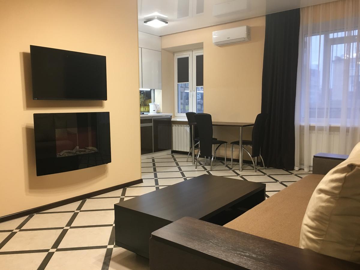 Kharkiv Apartments On Nauky Avenue ภายนอก รูปภาพ